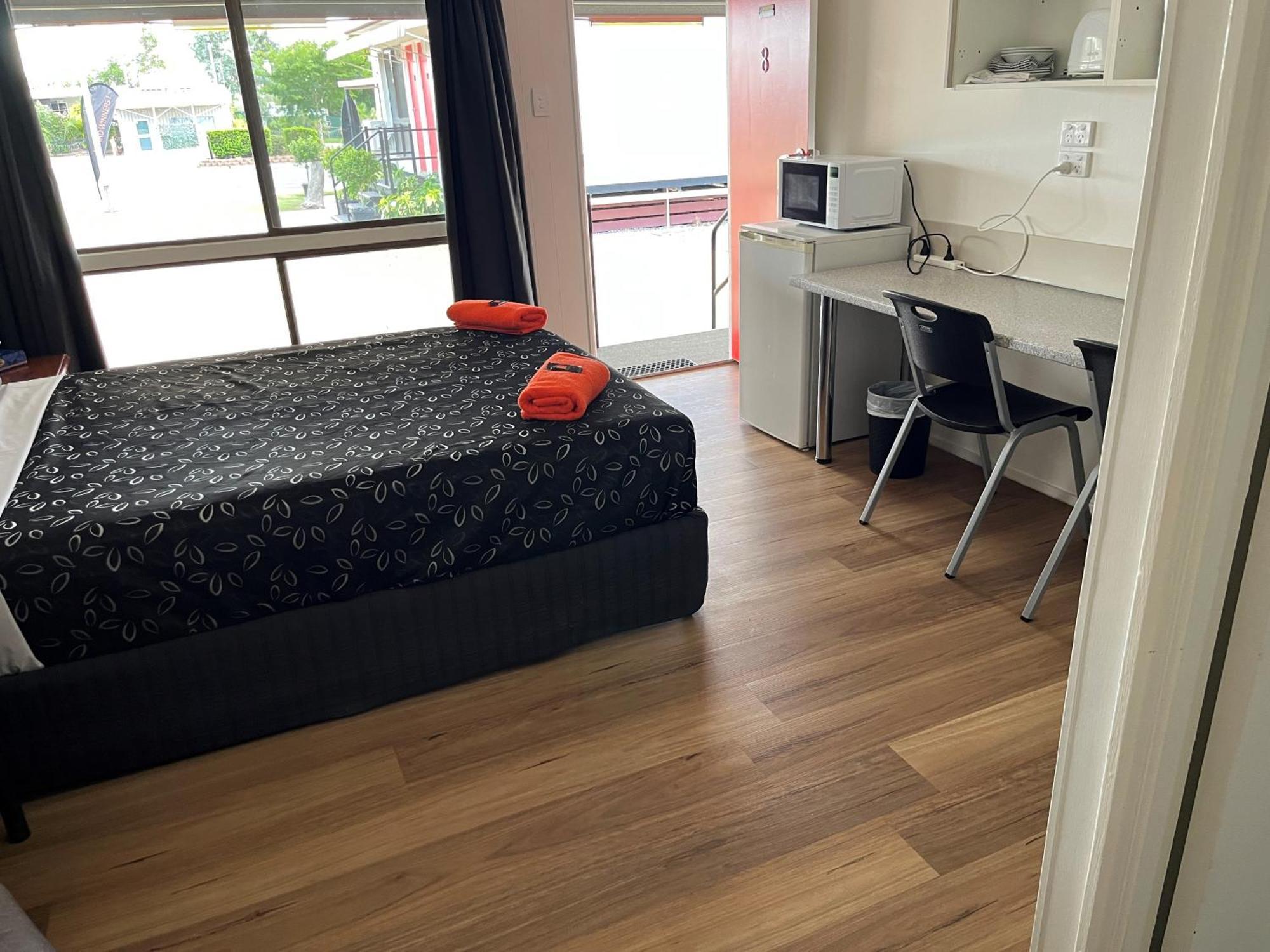 Winton Outback Motel Dış mekan fotoğraf
