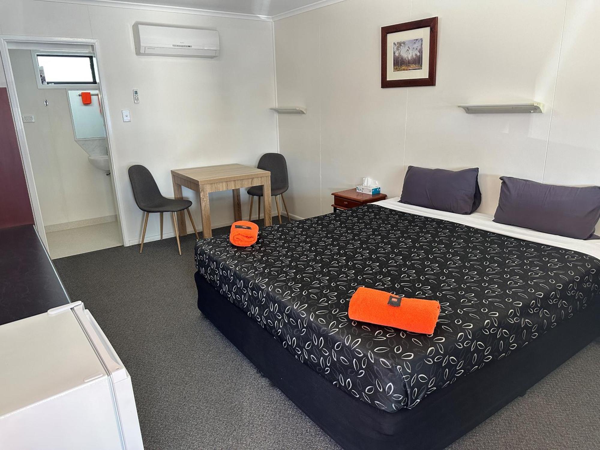 Winton Outback Motel Dış mekan fotoğraf